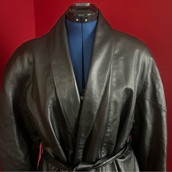 Excelled Collection Belted Leather Trench Coat - Picture 4 of 16
